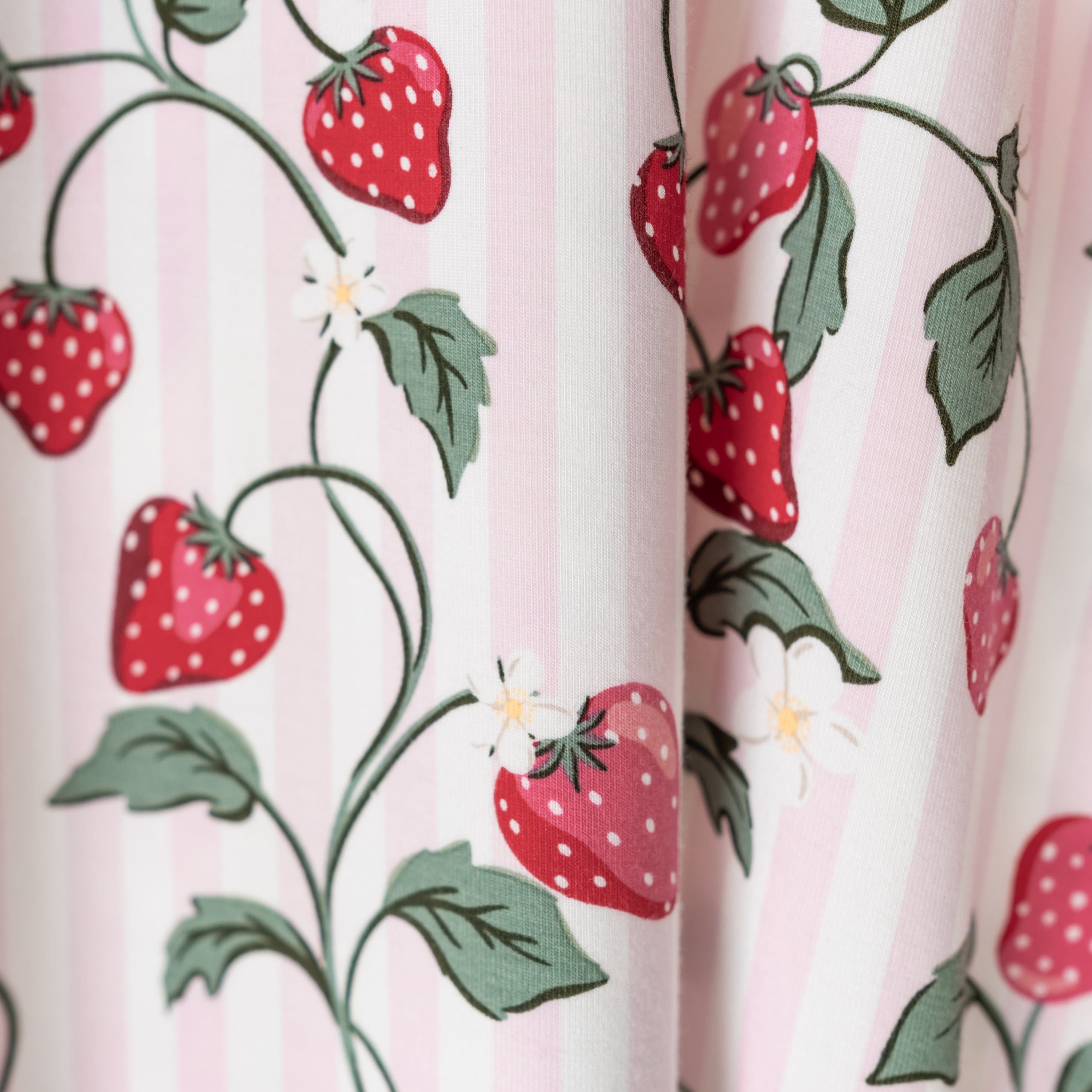 Zippered Romper in Strawberry Fields