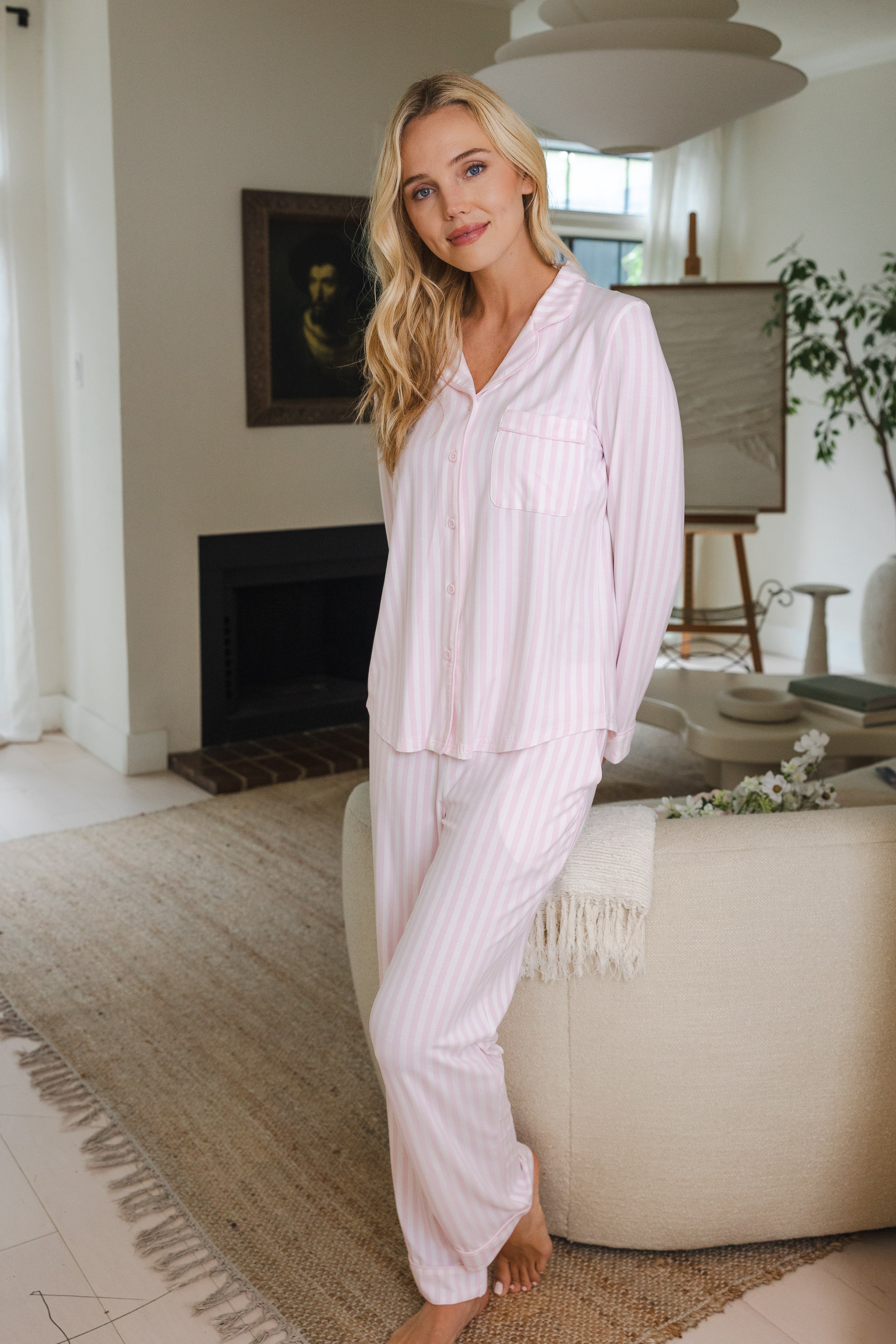 Long-Sleeved Women's Pajama Set in Small Sakura Stripe