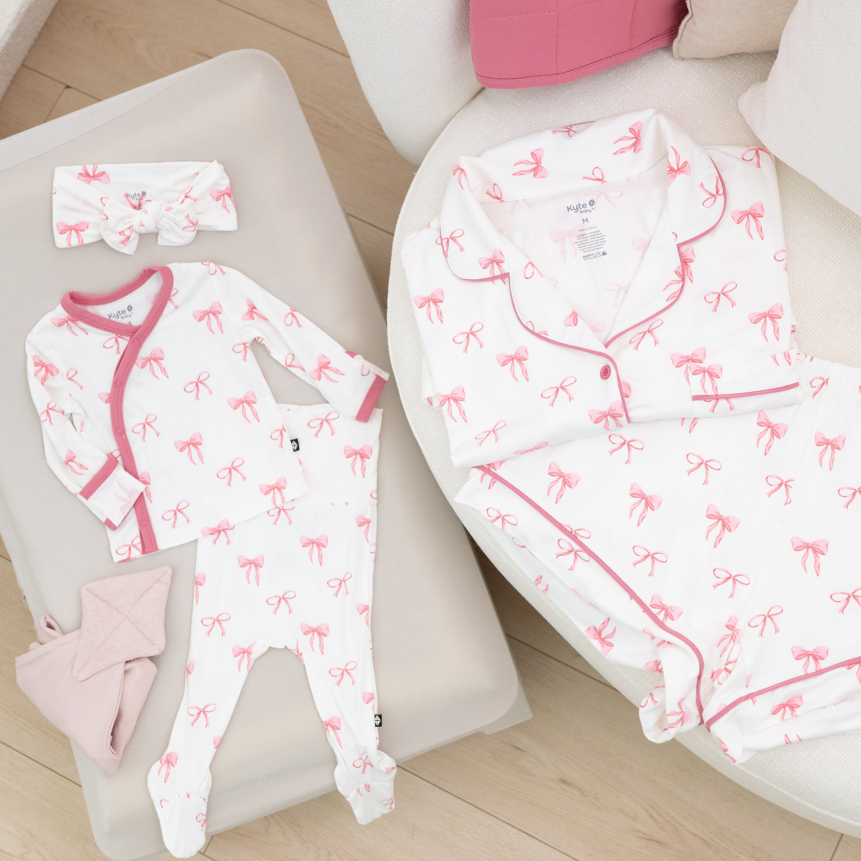Women’s Short Sleeve Pajama Set in Bow