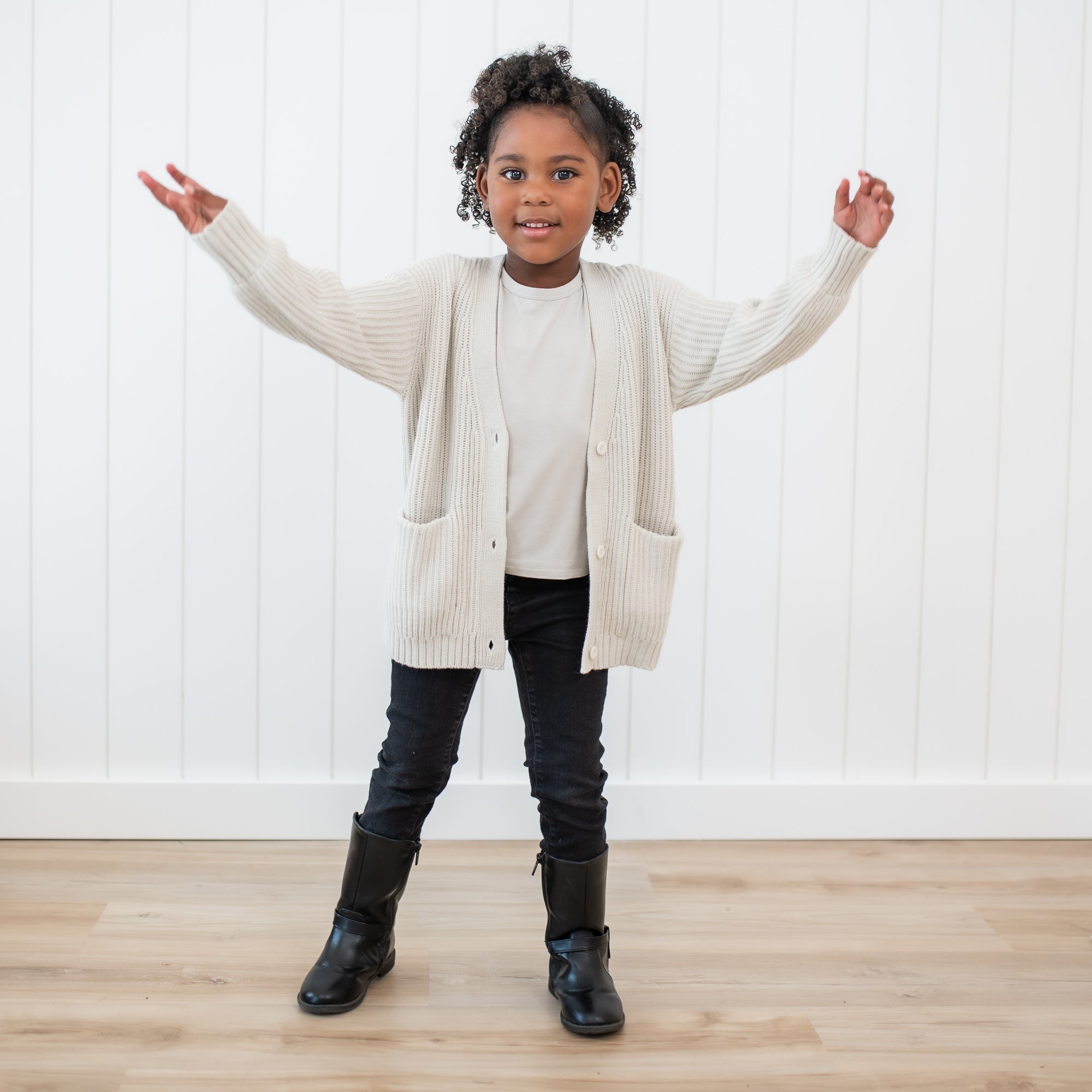 Chunky Knit Oversized Cardigan in Oat