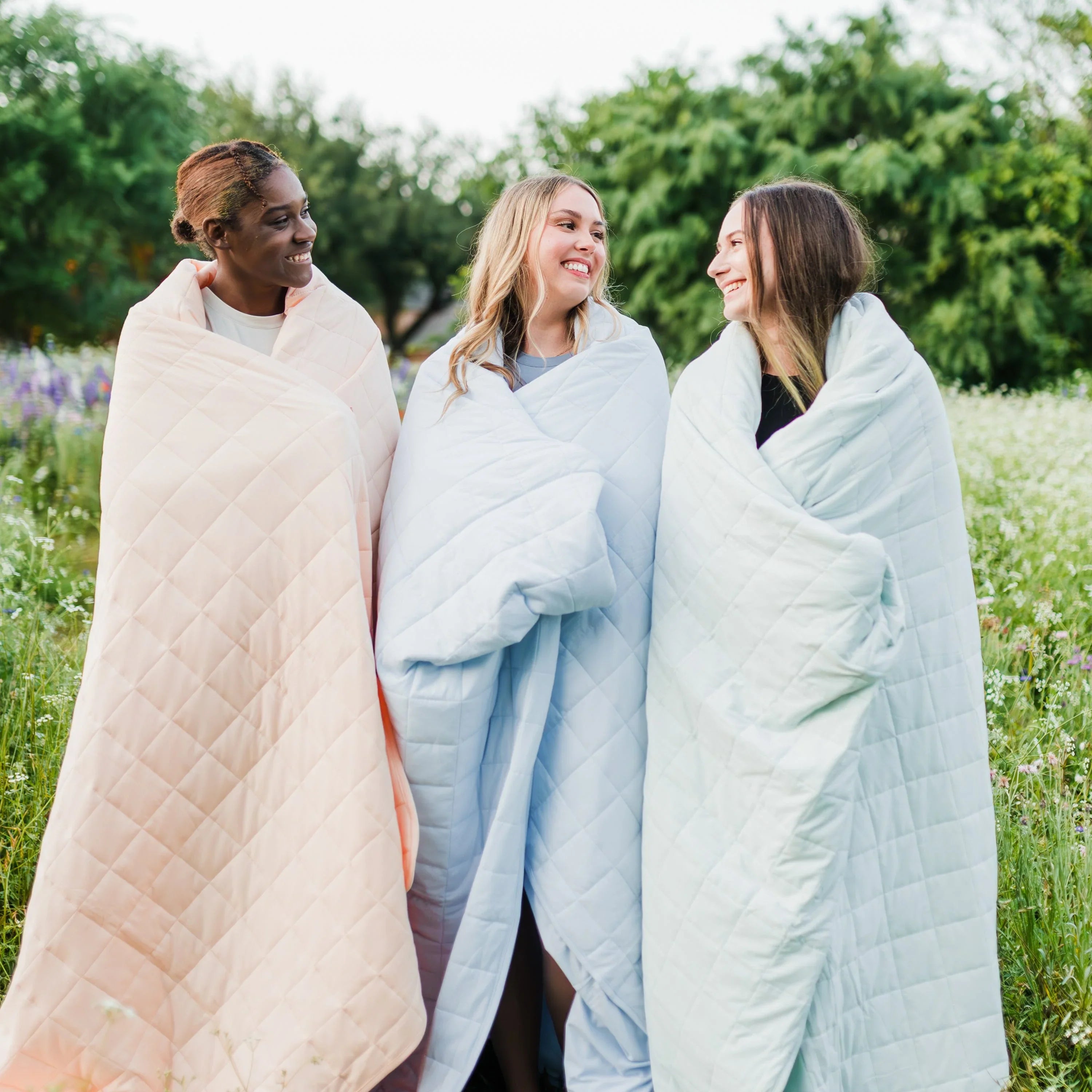 Adult Quilted Blanket in Dew 2.5