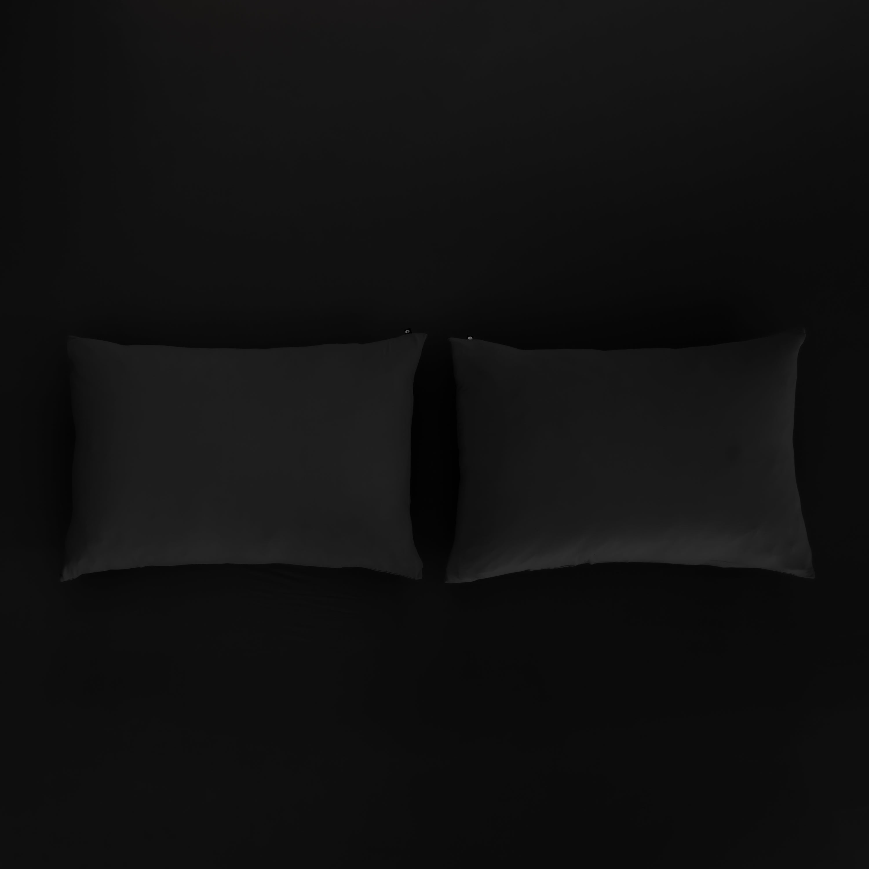 Fitted Sheet with Pillowcases in Midnight