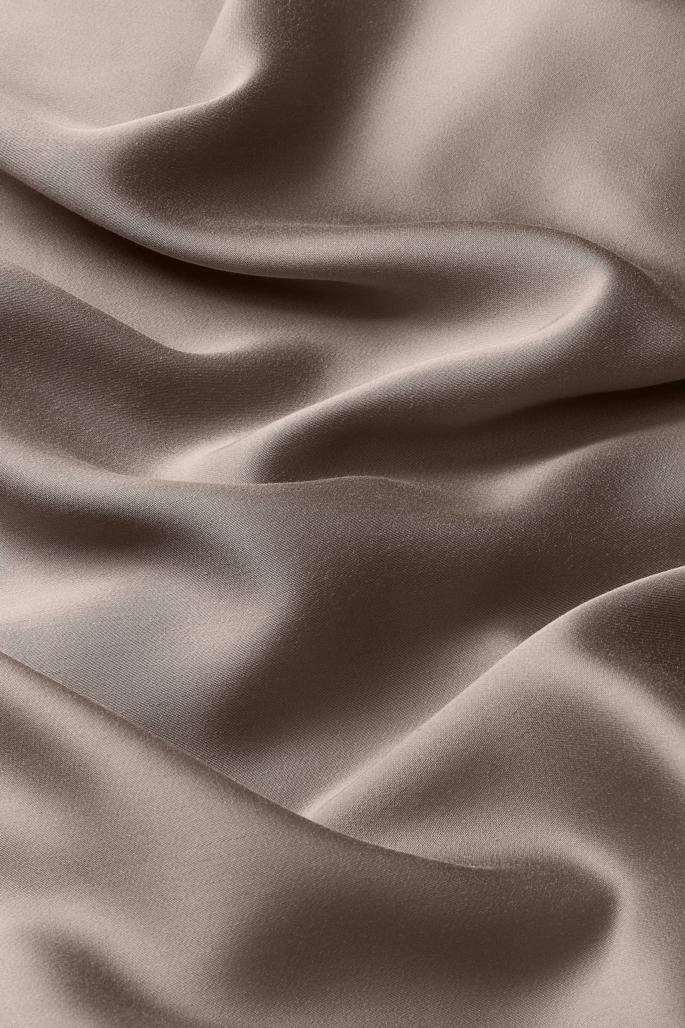 Bamboo Sateen Pillowcase Set in Truffle