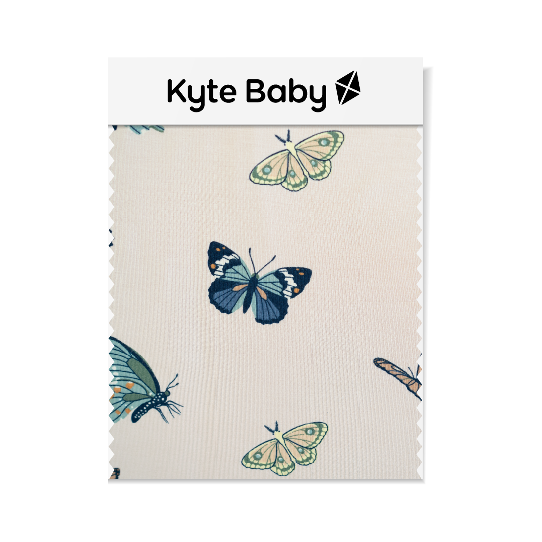 Crib Sheet in Blush Butterfly