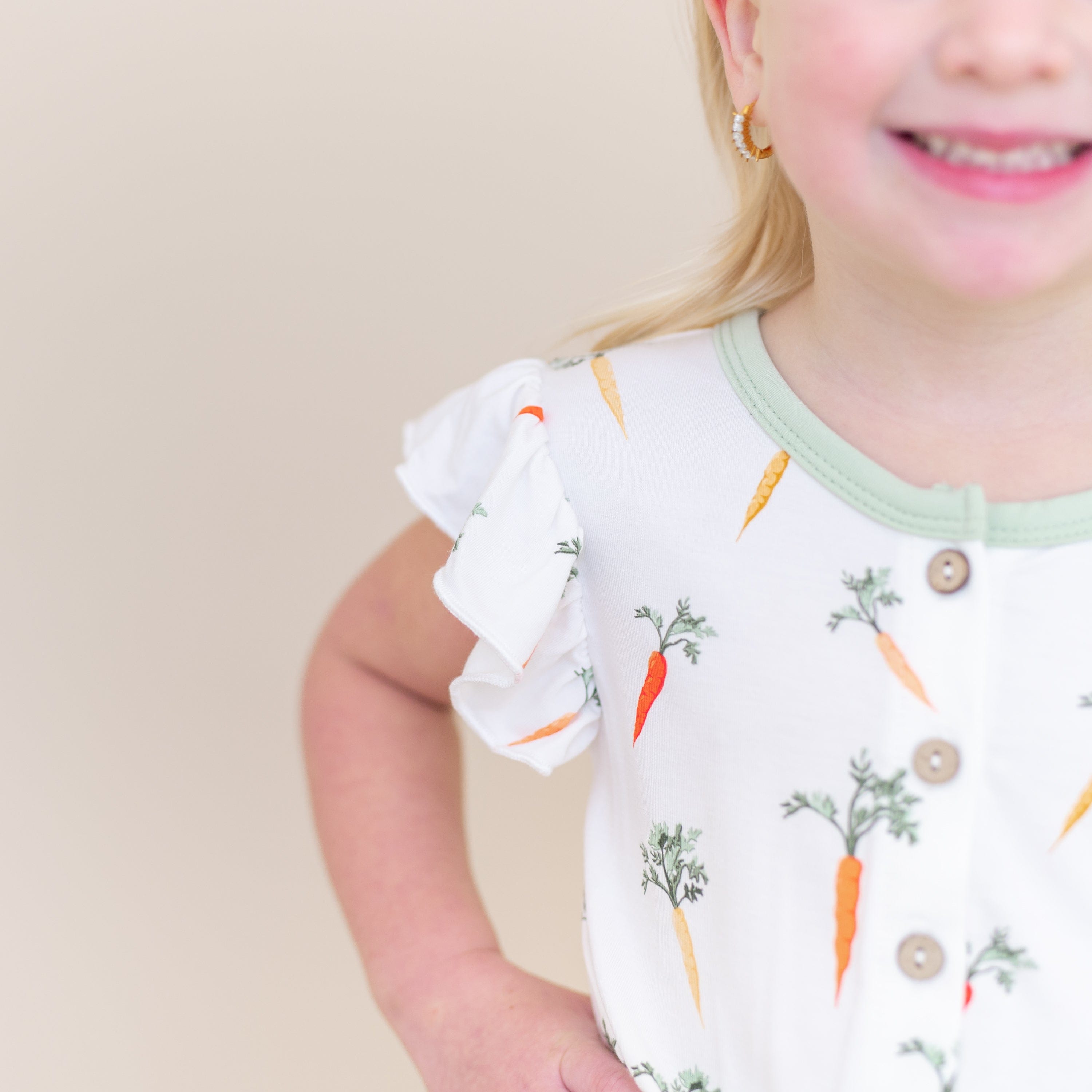 Flutter Sleeve Romper in Carrot