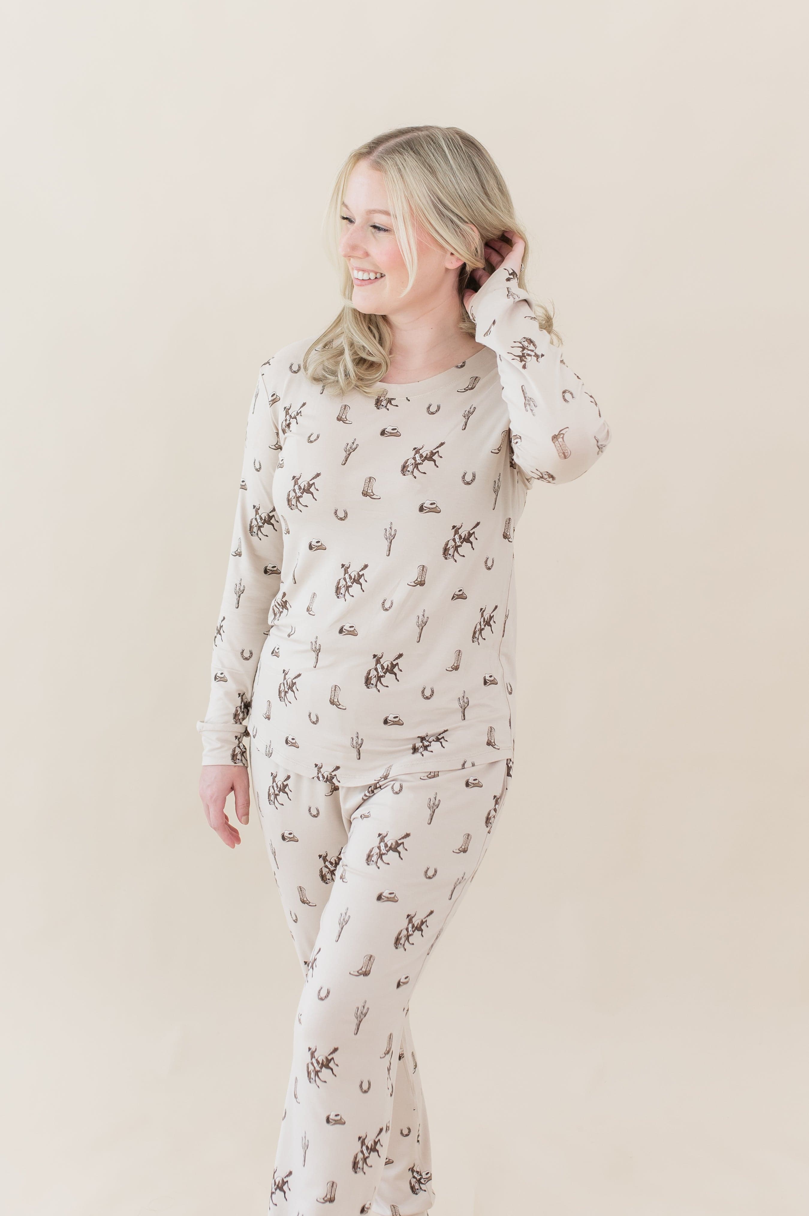 Women's Jogger Pajama Set in Classic Cowboy