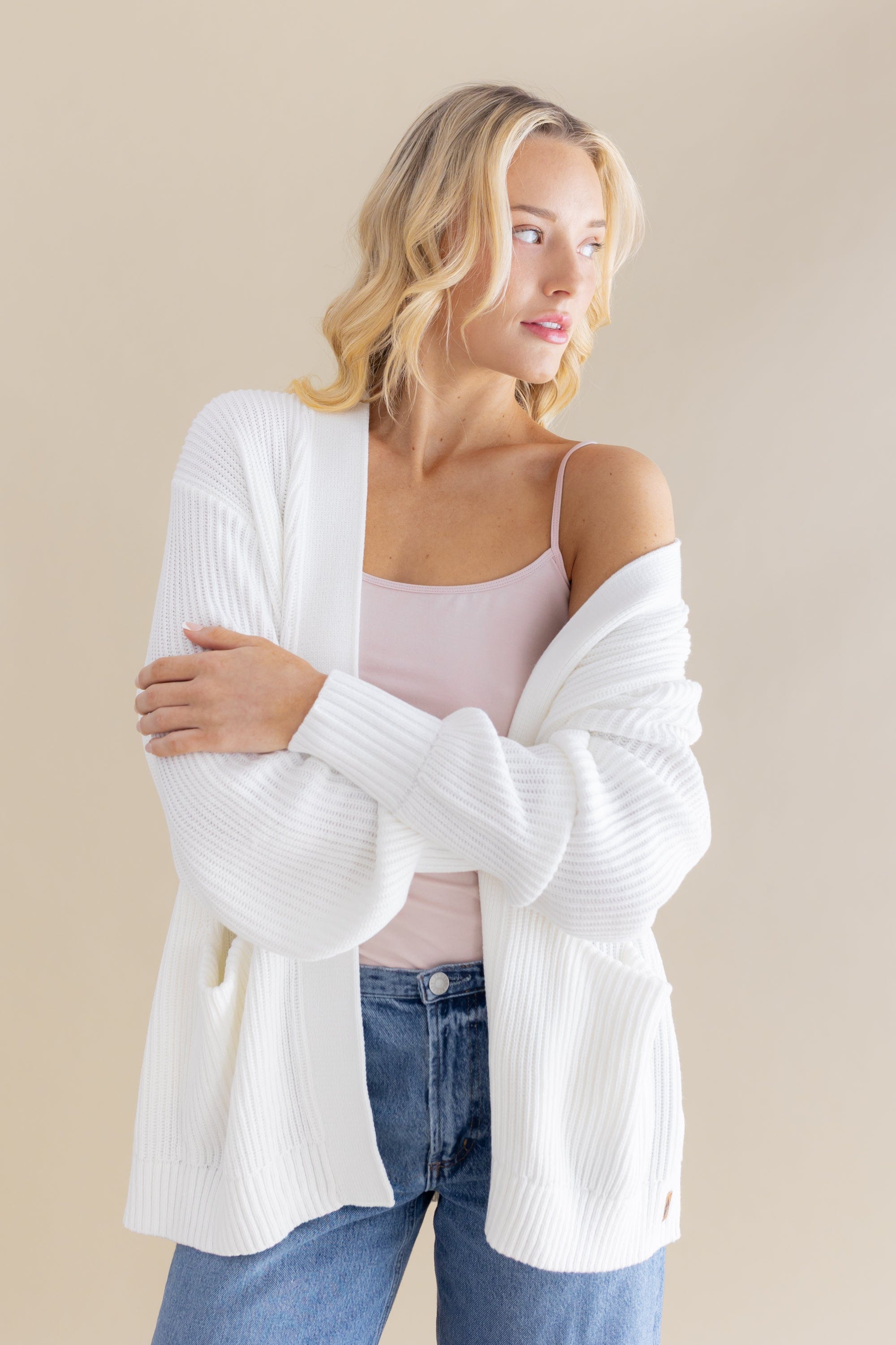 Chunky Knit Women's Oversized Cardigan in Cloud