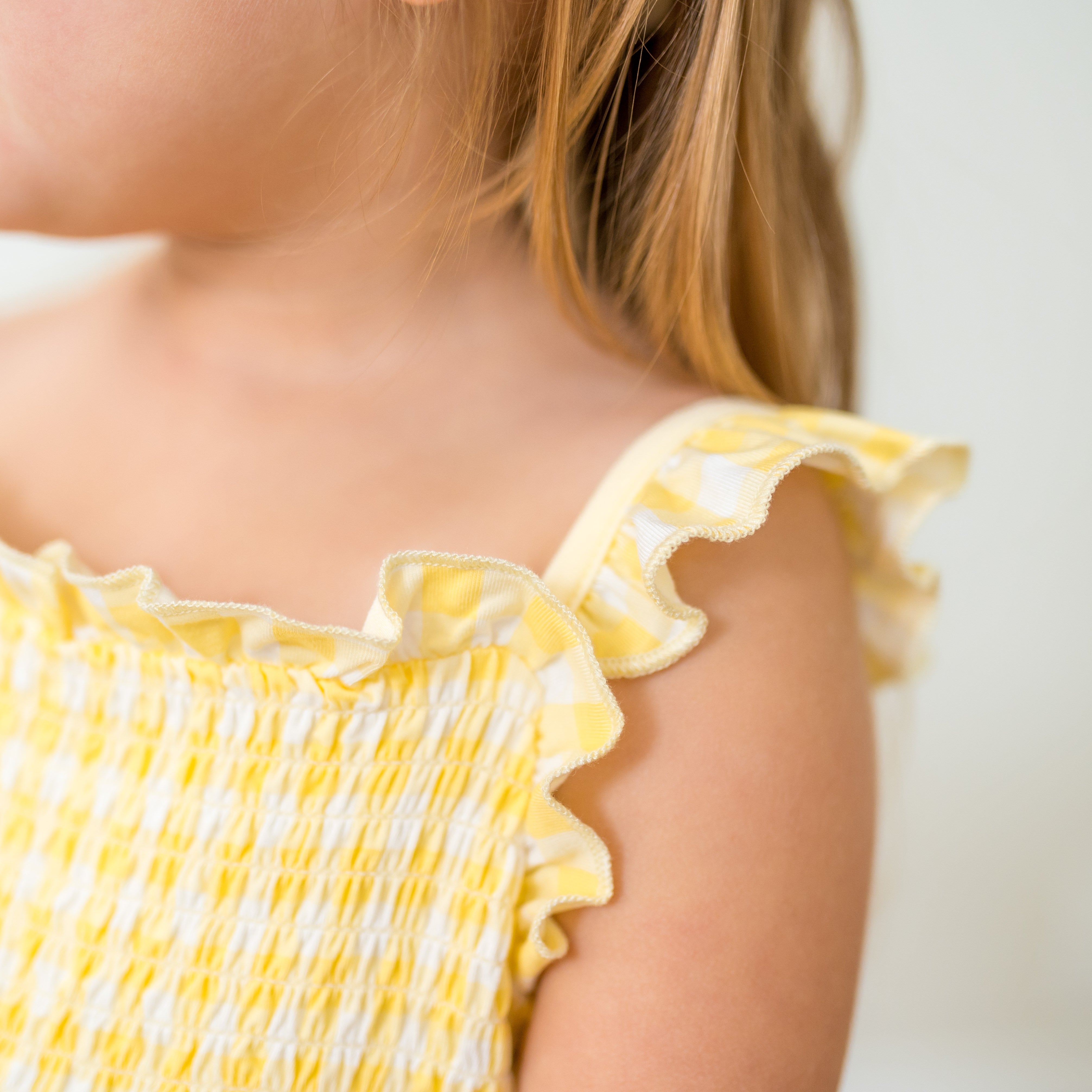 Smocked Dress in Gingham Chamomile