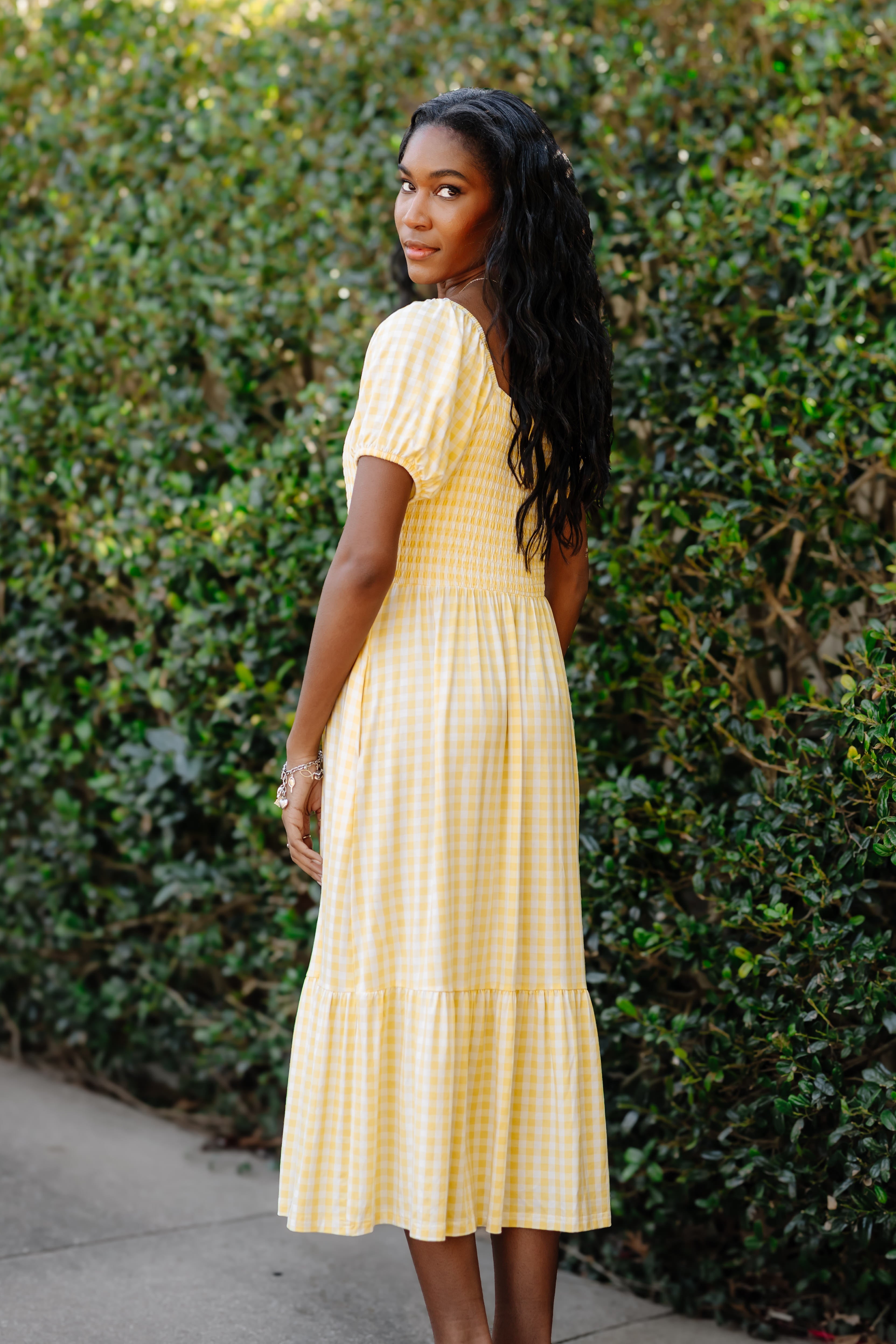 Women’s Smocked Dress in Gingham Chamomile