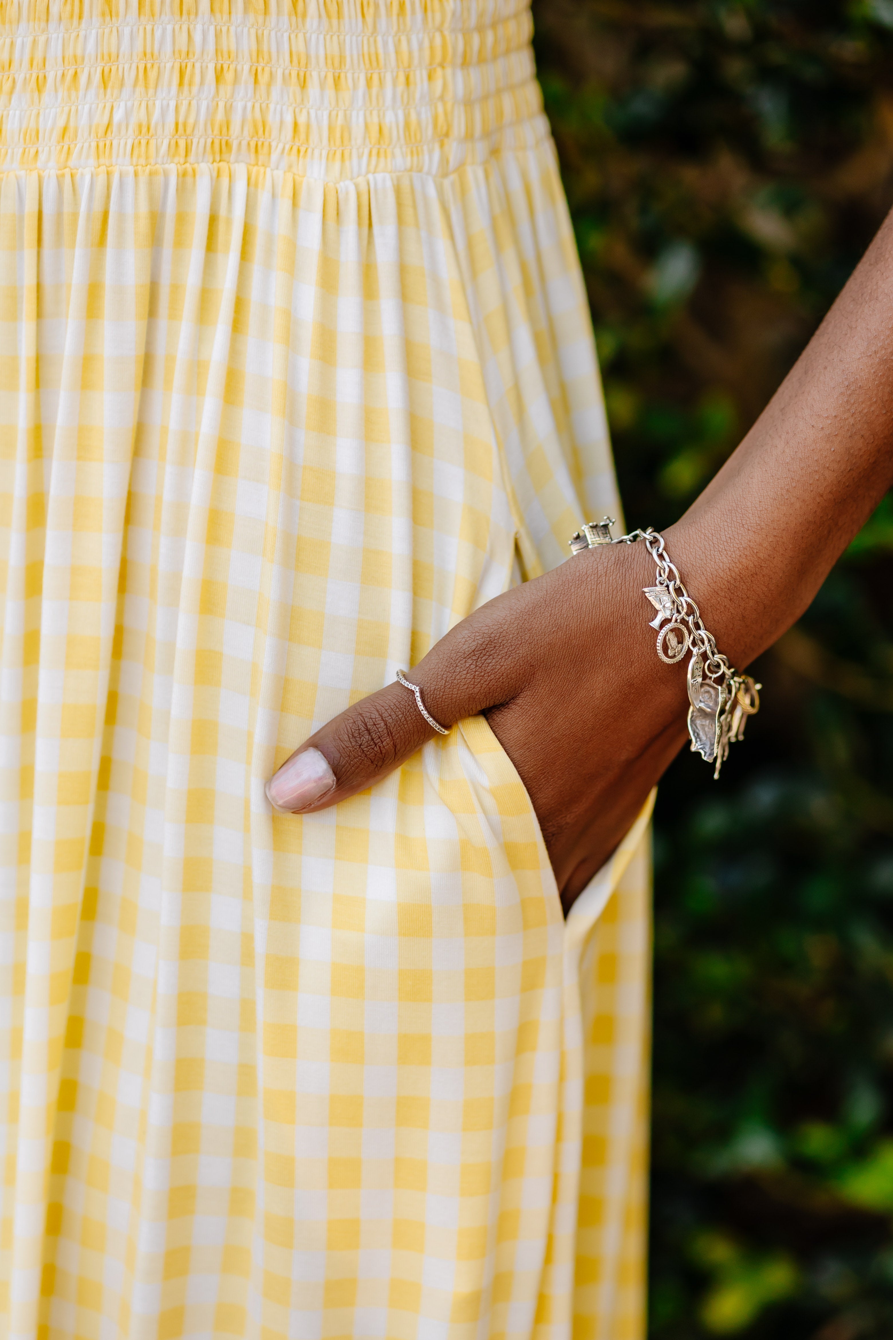 Women’s Smocked Dress in Gingham Chamomile