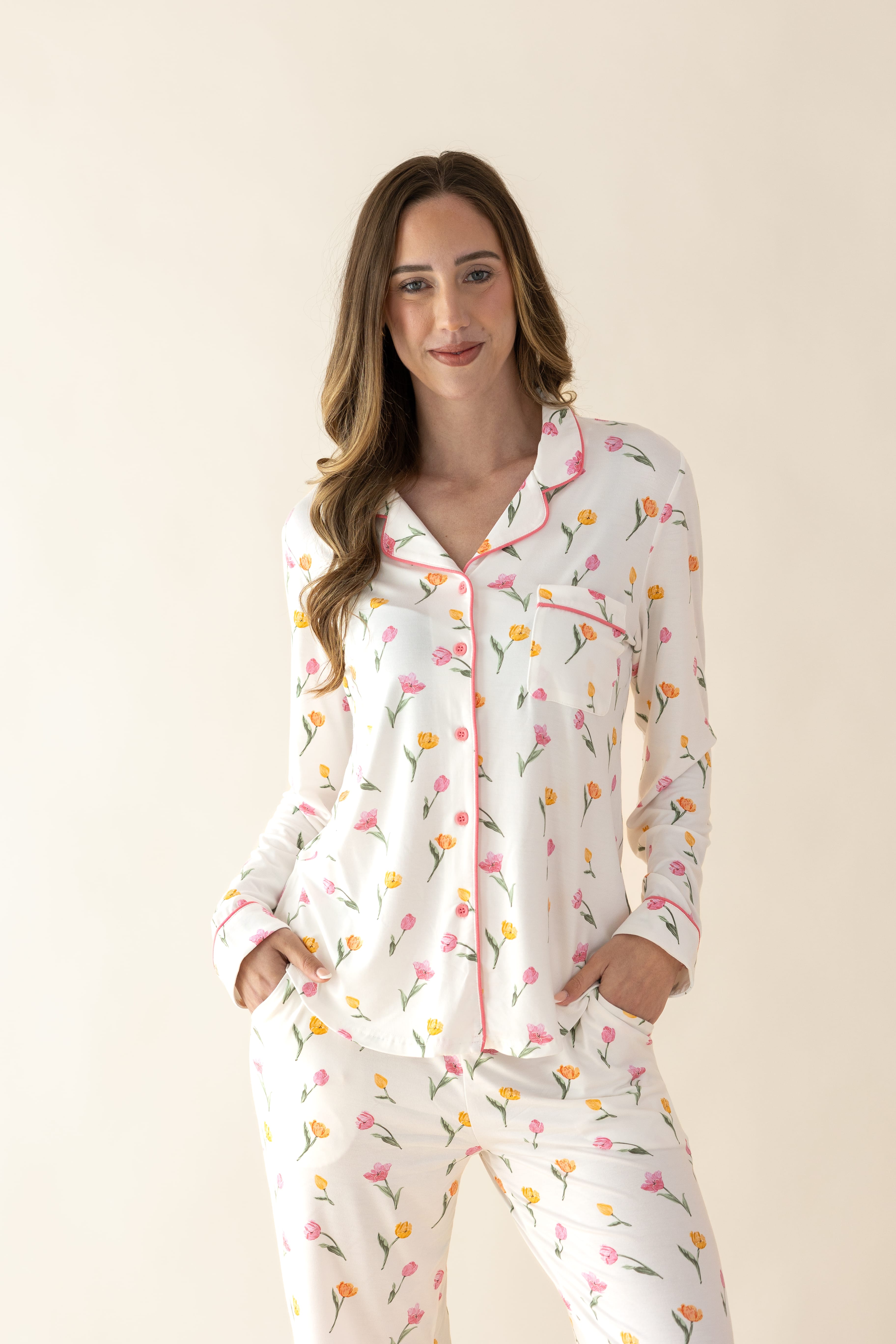 Long-Sleeved Women's Pajama Set in Tulip