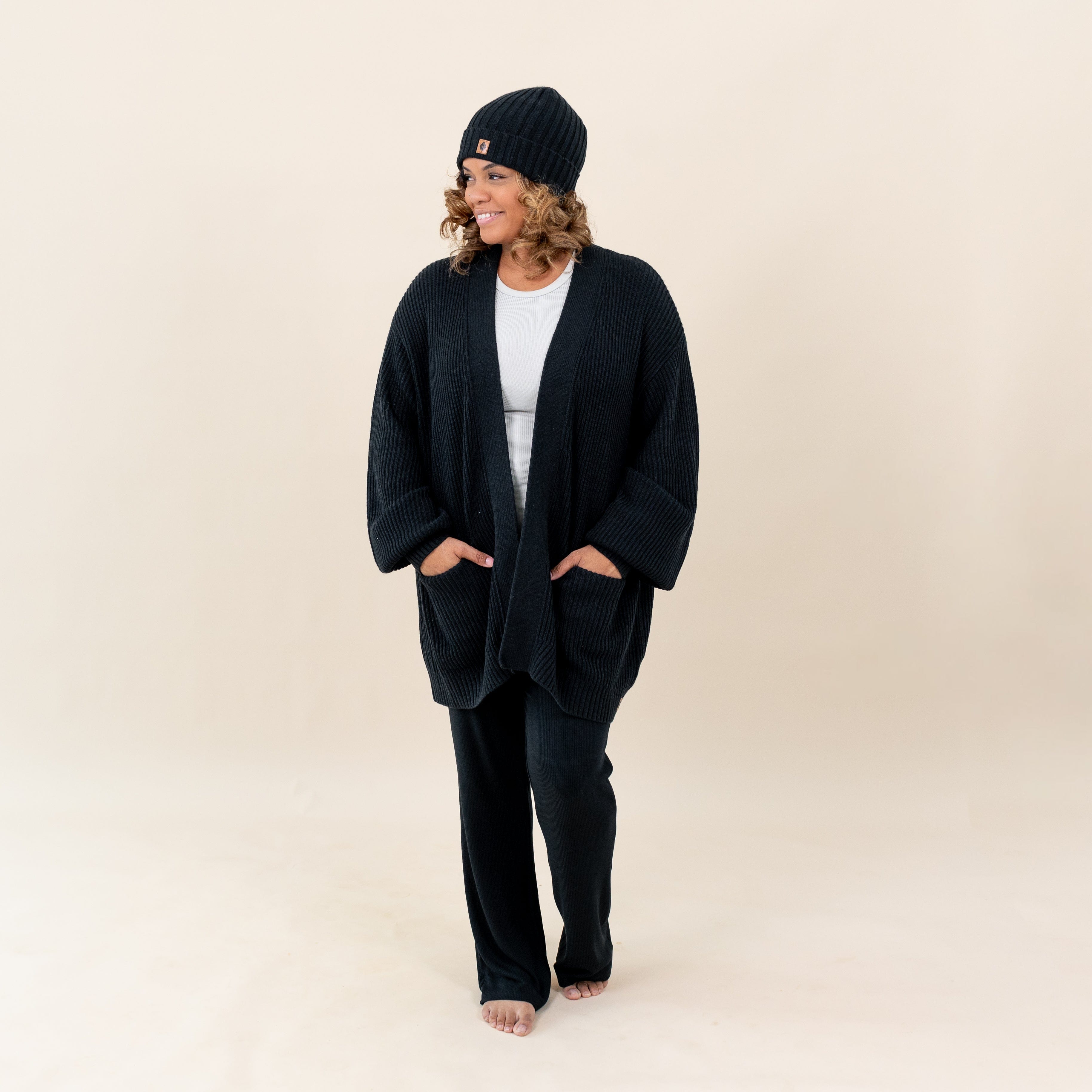 Chunky Knit Adult Ribbed Beanie in Midnight